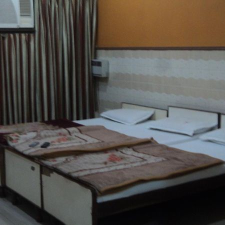 Hotel Jyoti Varanasi Luaran gambar