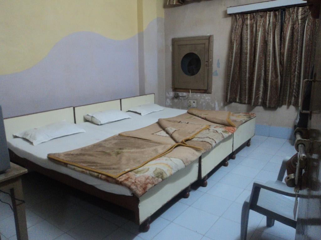 Hotel Jyoti Varanasi Luaran gambar